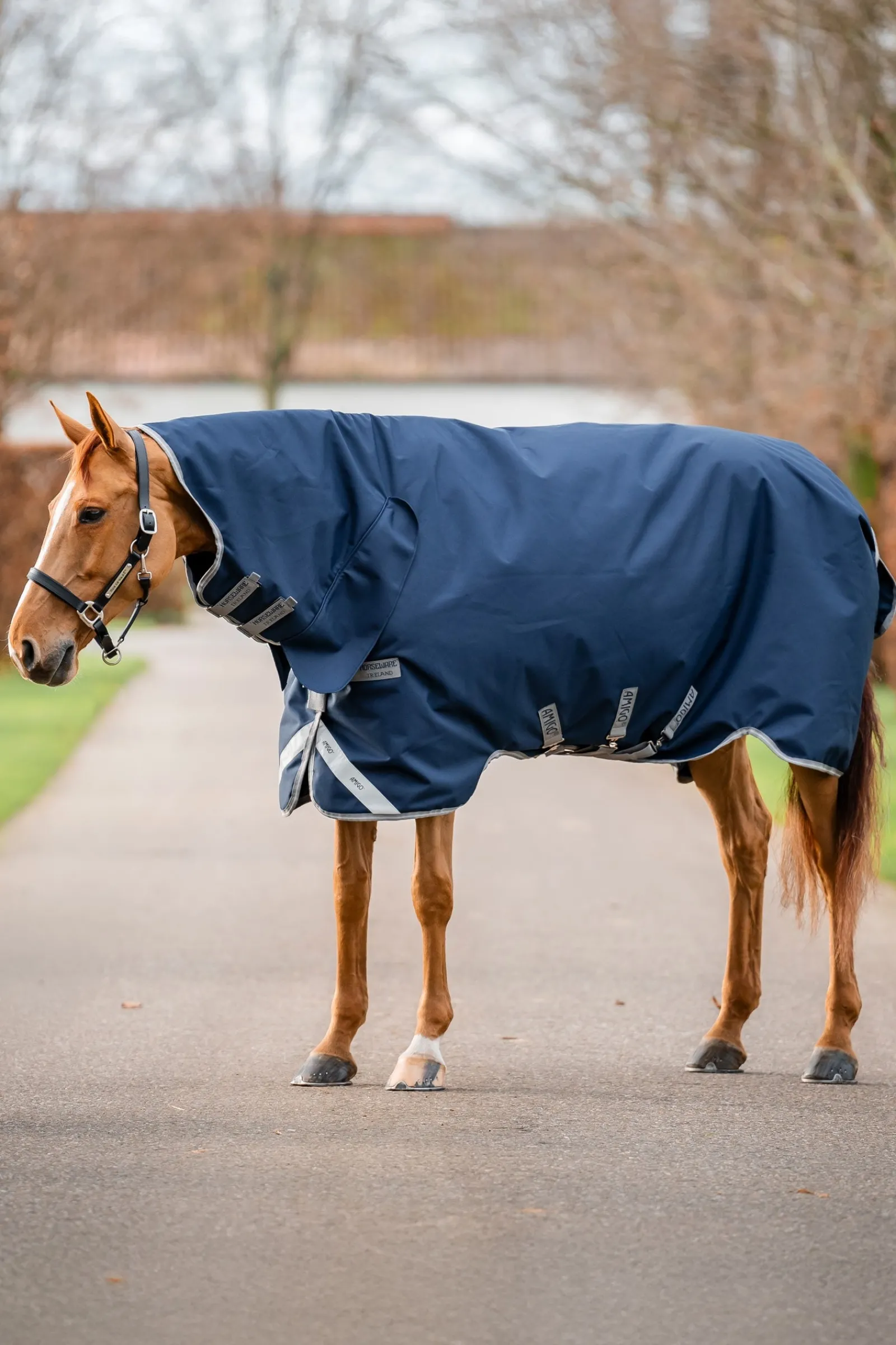 Horseware Amigo 1200D integrierte Outdoordecke 250 g* Mittelschwere & Schwere Winterdecken