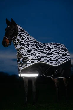 LeMieux Arika reflektierende Weidedecke mit abnehmbarem Halsteil, 100 g* Leichte Weidedecken