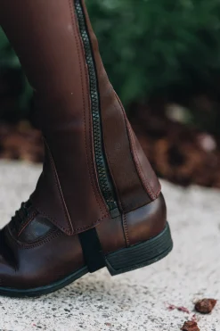 Dy'on Classic Comfort Chaps* Chaps & Stiefelschäfte
