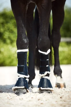 Horze Ghent Hufglocken mit Kunstfell* Over Reach Boots