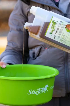 Stiefel Hustenkräuter Saft, 1l* Ergänzungsfuttermittel Für Pferde