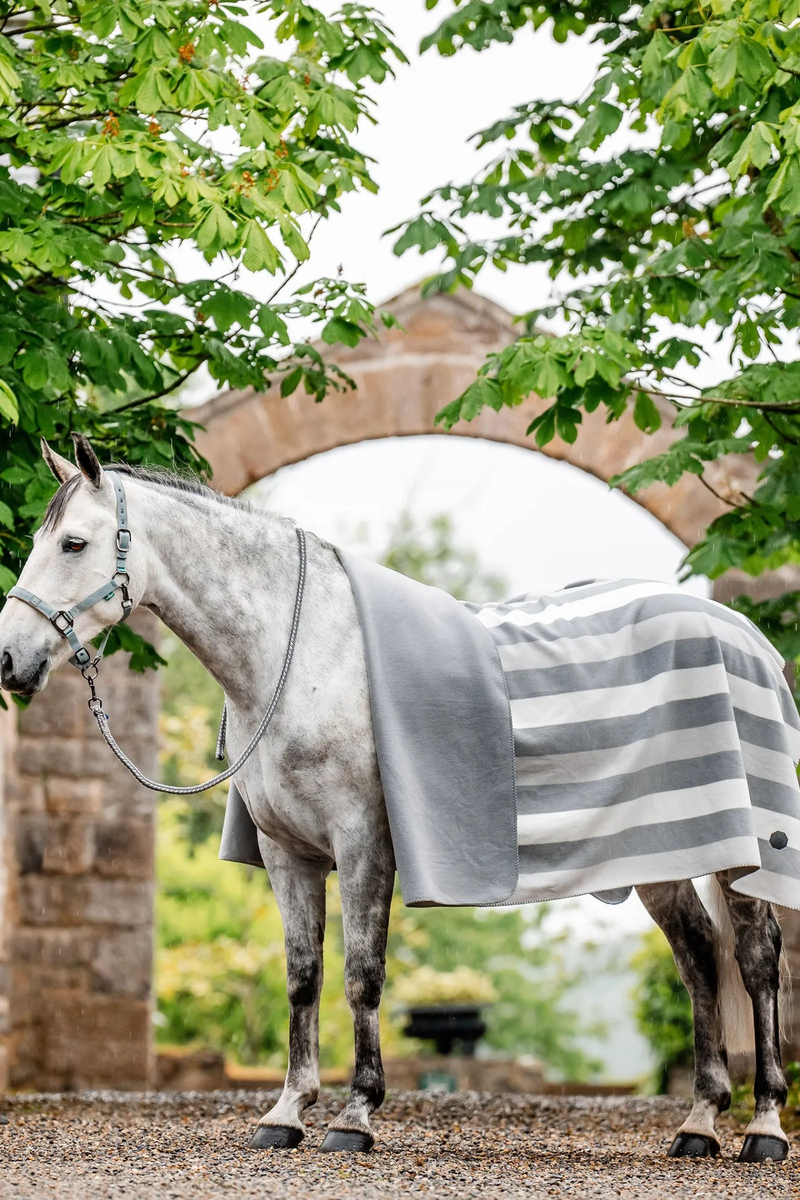 Horseware Newmarket Fleece Abschwitzdecke (Square)* Abschwitzdecken