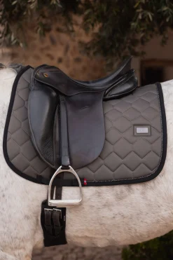 B Vertigo Onyx Dressurschabracke* Dressurschabracken
