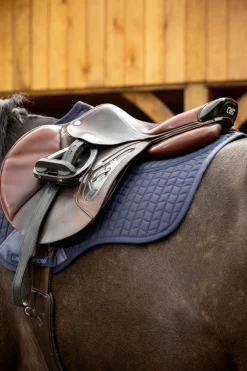 LeMieux Prosorb Plain 2 Pocket GP Square Pad* Spring- & Vielseitigkeitsschabracken