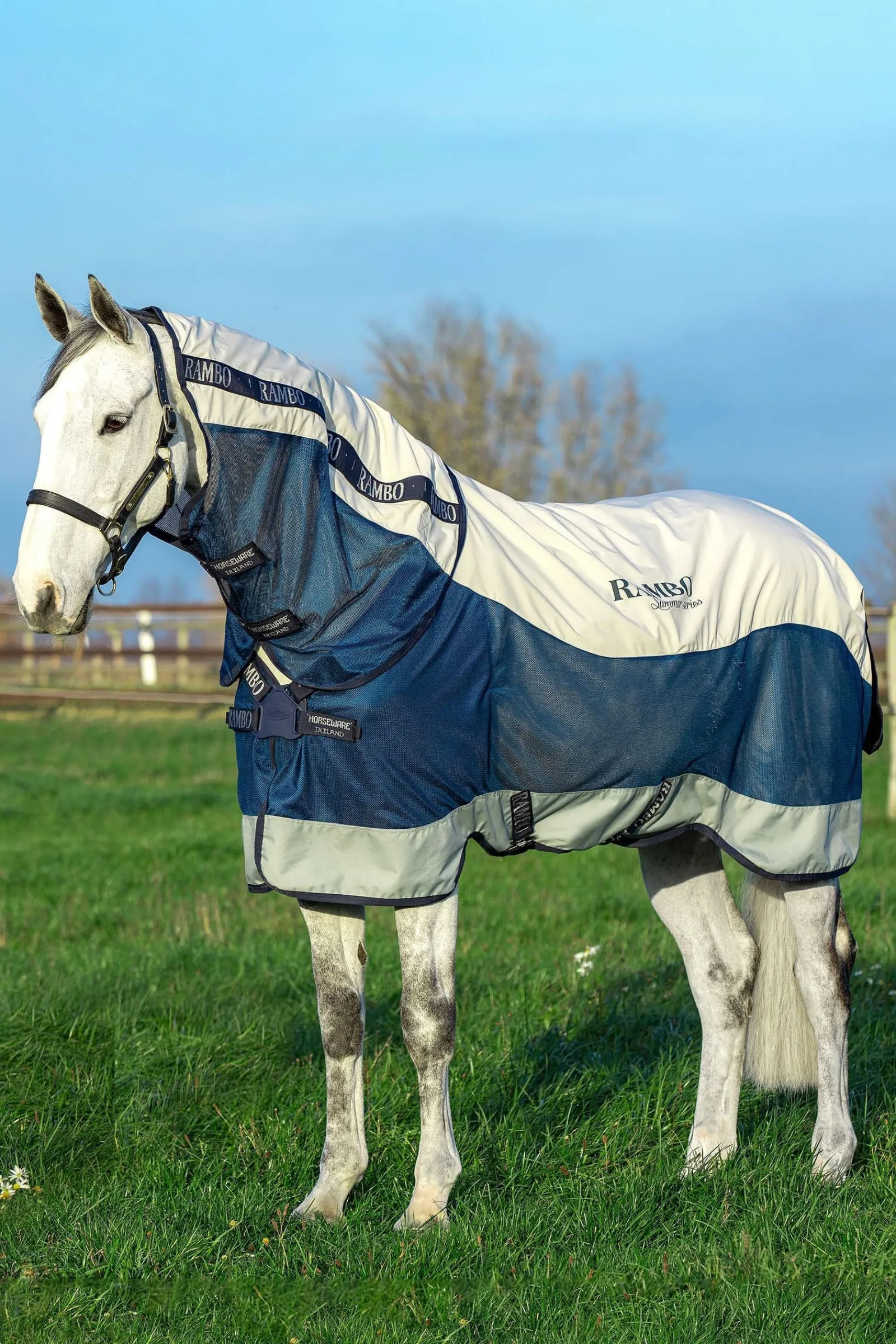 Horseware Rambo Summer Series Weidedecke mit Liner und abnehmbarem Halsteil, 100g* Leichte Weidedecken