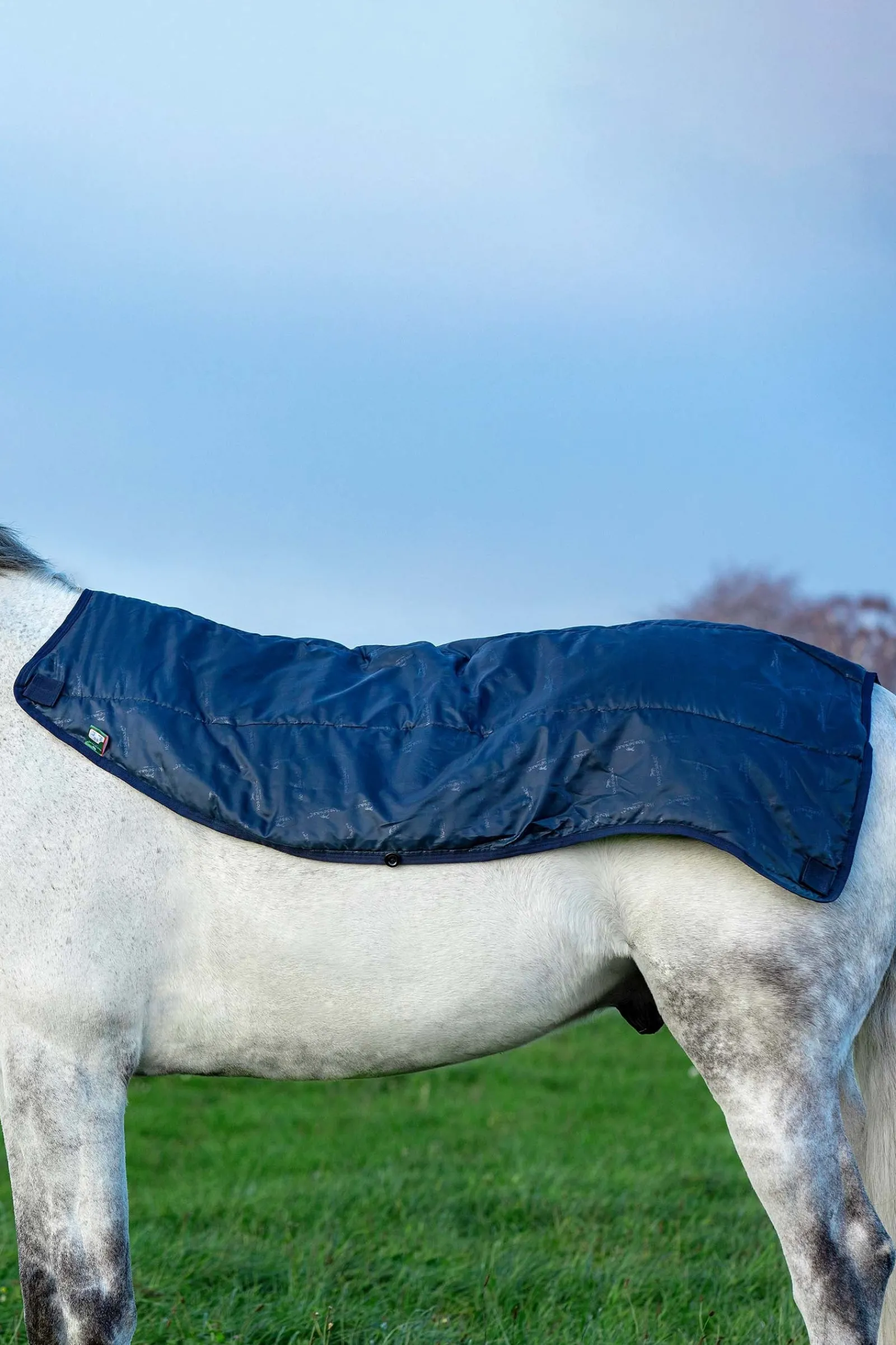 Horseware Rambo Summer Series Weidedecke mit Liner und abnehmbarem Halsteil, 100g* Leichte Weidedecken