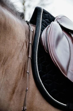 Kentucky Horsewear Velvet Basic Springschabracke* Spring- & Vielseitigkeitsschabracken