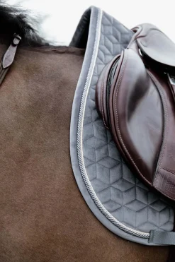 Kentucky Horsewear Velvet Basic Springschabracke* Spring- & Vielseitigkeitsschabracken
