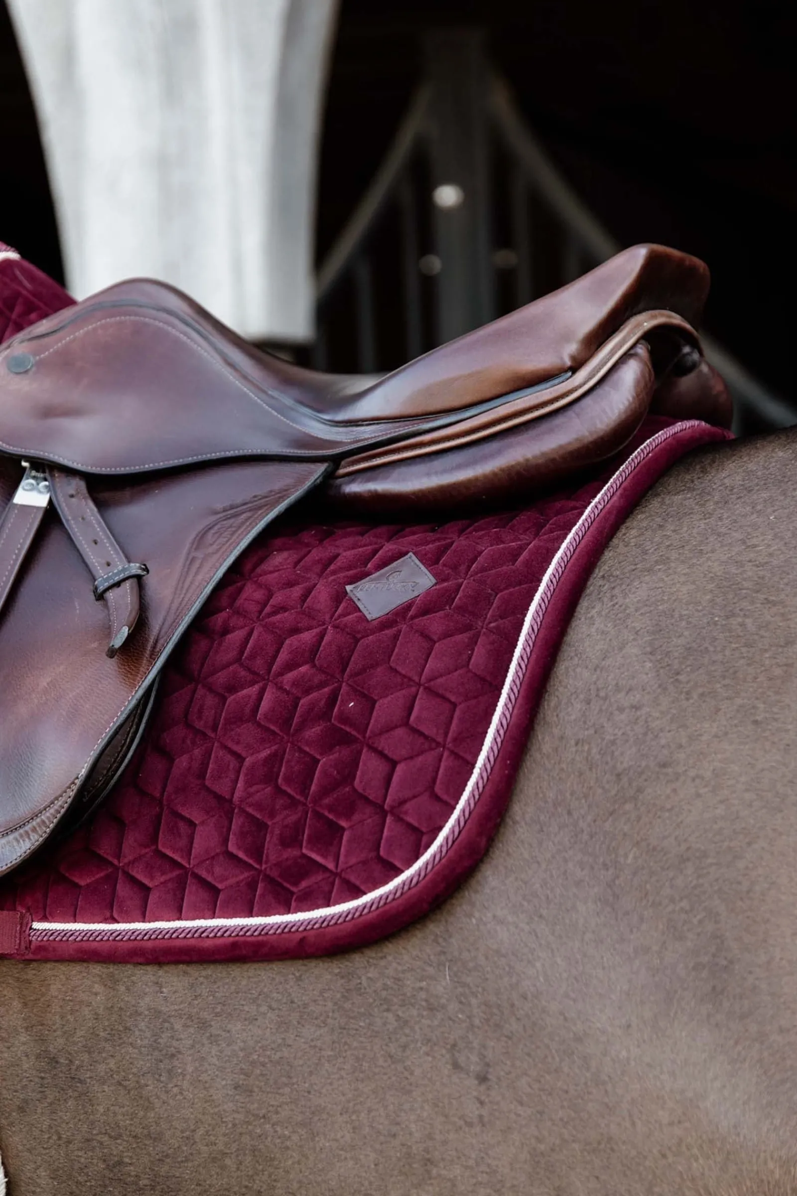 Kentucky Horsewear Velvet Springschabracke* Spring- & Vielseitigkeitsschabracken